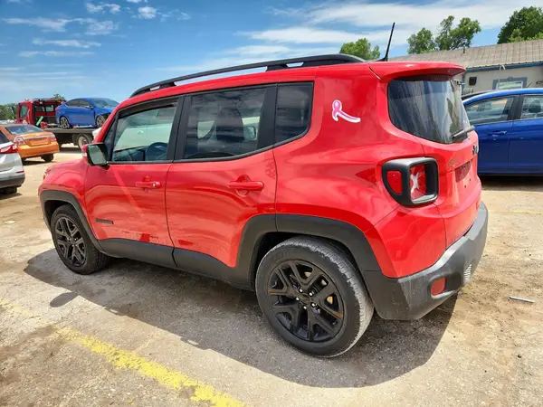 ZACCJABBXJPH29830 2018 JEEP RENEGADE - Image 2