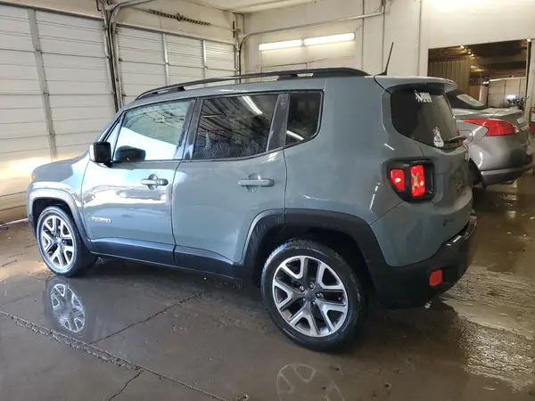 ZACCJABBXJPH38057 2018 JEEP RENEGADE - Image 2
