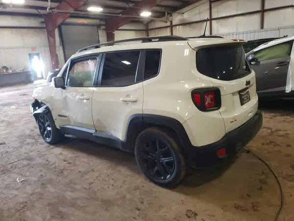 ZACCJABBXJPH43520 2018 JEEP RENEGADE - Image 2
