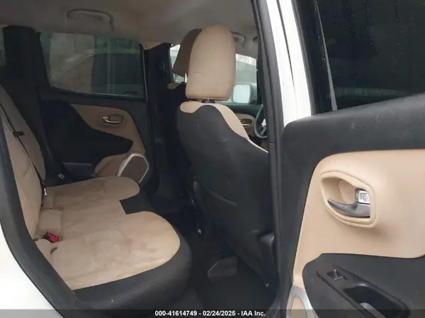 ZACCJABBXJPH80468 2018 JEEP RENEGADE - Image 8