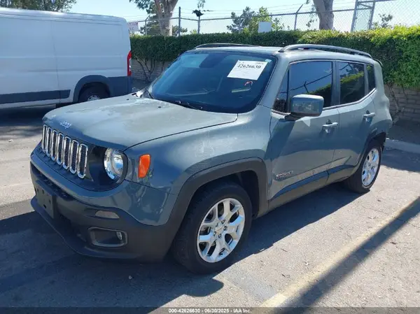 ZACCJABBXJPJ06964 2018 JEEP RENEGADE - Image 2