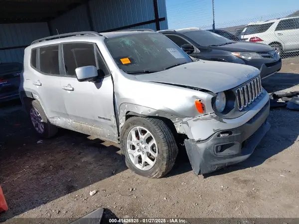ZACCJABBXJPJ36143 2018 JEEP RENEGADE - Image 1