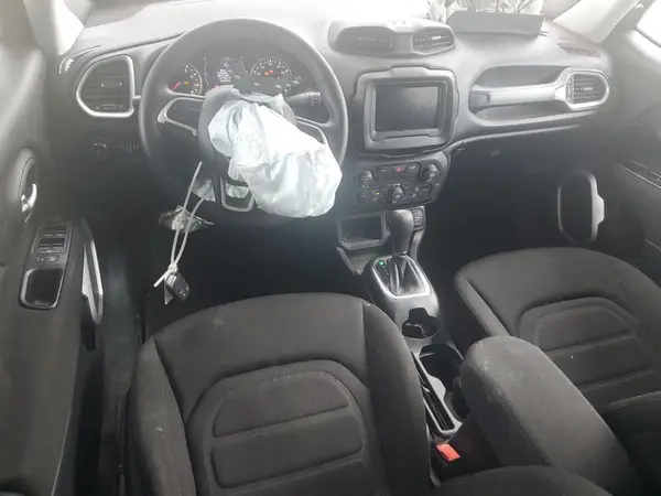 ZACCJABBXJPJ59891 2018 JEEP RENEGADE - Image 8