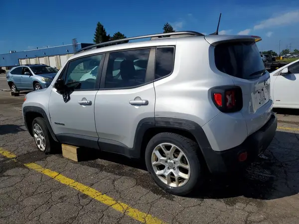 ZACCJABBXJPJ61415 2018 JEEP RENEGADE - Image 2