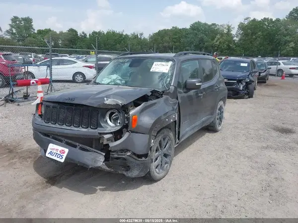 ZACCJABH1HPF91416 2017 JEEP RENEGADE - Image 2
