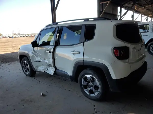 ZACCJABH1JPH71257 2018 JEEP RENEGADE - Image 2