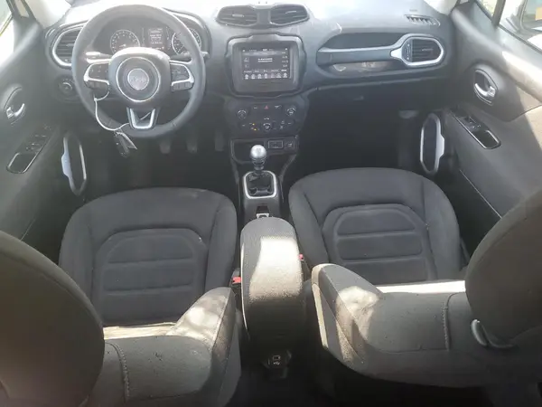 ZACCJABH3JPH84267 2018 JEEP RENEGADE - Image 8