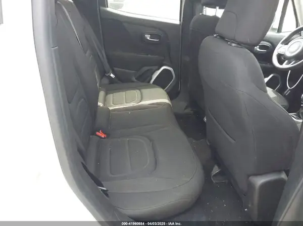 ZACCJABH8JPH97466 2018 JEEP RENEGADE - Image 8