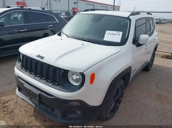 ZACCJABHXHPG42119 2017 JEEP RENEGADE - Image 2