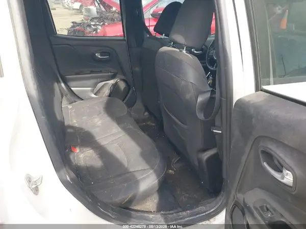 ZACCJABHXHPG42119 2017 JEEP RENEGADE - Image 8