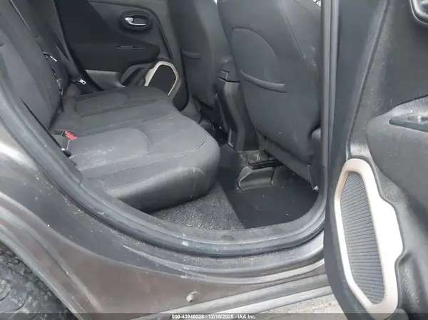 ZACCJABT0GPC51838 2016 JEEP RENEGADE - Image 8