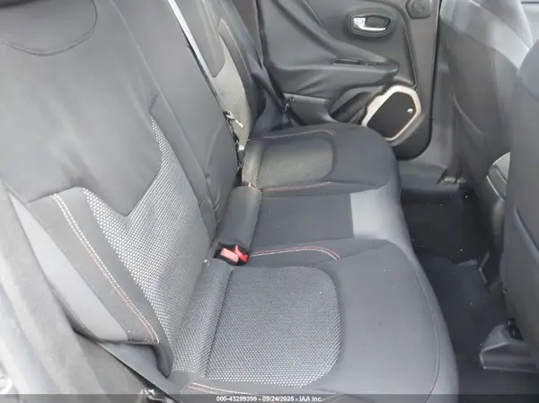 ZACCJABT0GPD06417 2016 JEEP RENEGADE - Image 8