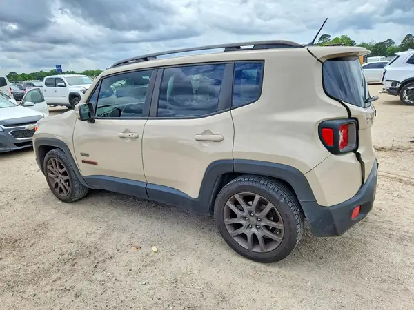ZACCJABT0GPD21886 2016 JEEP RENEGADE - Image 2