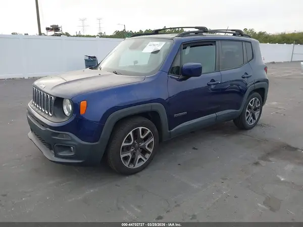 ZACCJABT0GPD82610 2016 JEEP RENEGADE - Image 2