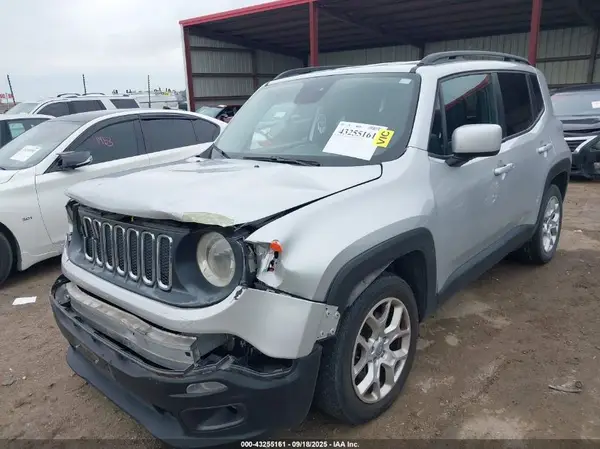 ZACCJABT0GPD90948 2016 JEEP RENEGADE - Image 2