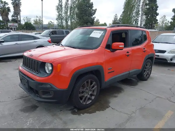 ZACCJABT0GPD91002 2016 JEEP RENEGADE - Image 2