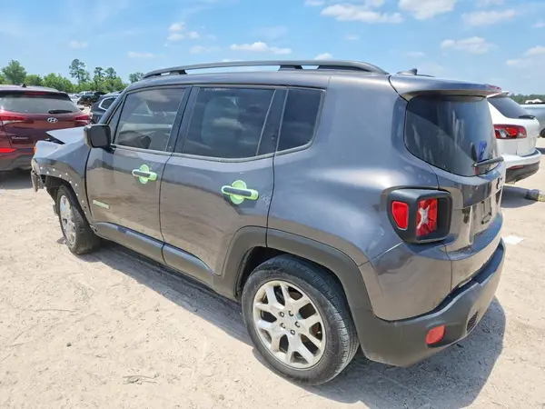 ZACCJABT0GPD95180 2016 JEEP RENEGADE - Image 2