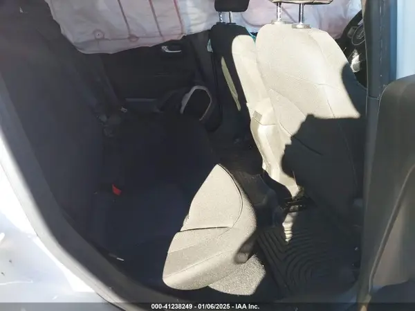 ZACCJABT0GPE14956 2016 JEEP RENEGADE - Image 8