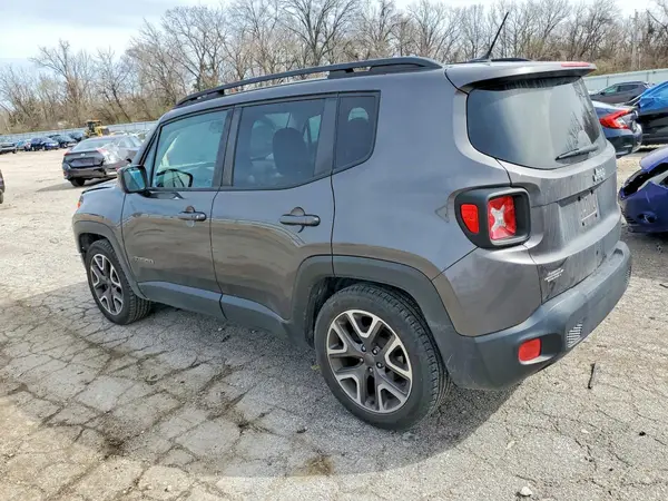 ZACCJABT0GPE16237 2016 JEEP RENEGADE - Image 2