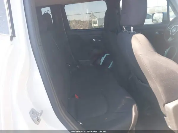 ZACCJABT1GPC41948 2016 JEEP RENEGADE - Image 8