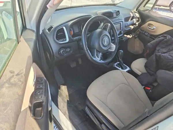 ZACCJABT1GPC56630 2016 JEEP RENEGADE - Image 8