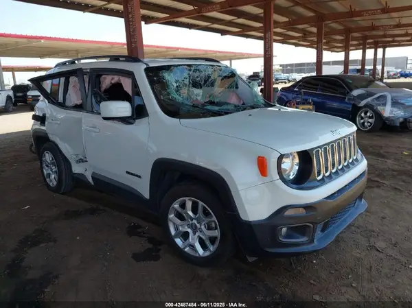 ZACCJABT1GPE03254 2016 JEEP RENEGADE - Image 1