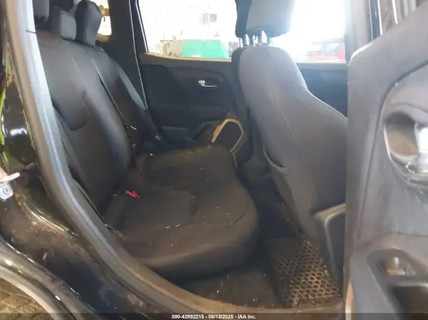 ZACCJABT1GPE07918 2016 JEEP RENEGADE - Image 8