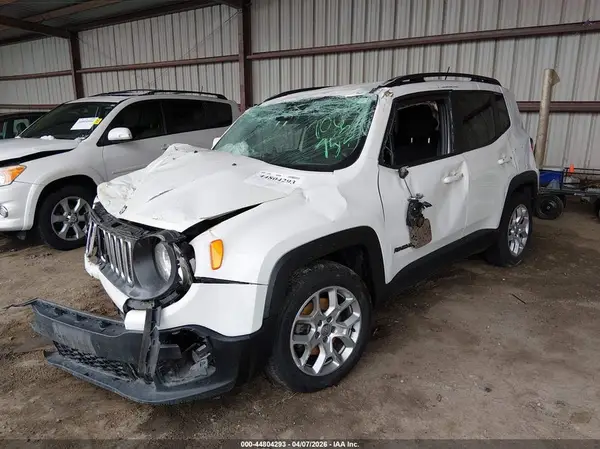ZACCJABT1GPE15436 2016 JEEP RENEGADE - Image 2