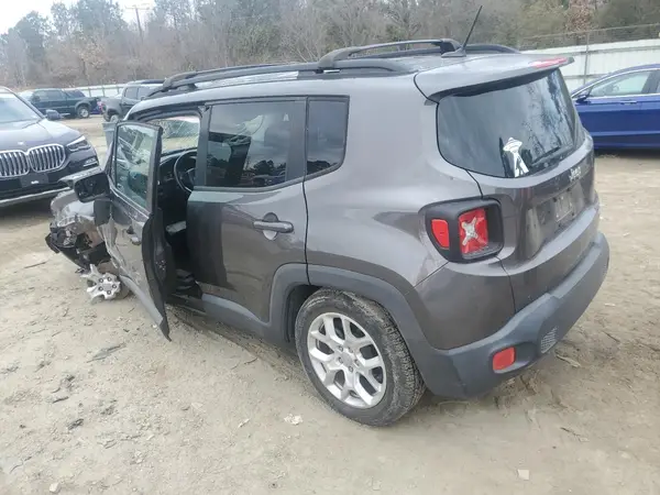 ZACCJABT1GPE16196 2016 JEEP RENEGADE - Image 2