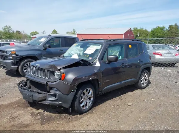 ZACCJABT1GPE16277 2016 JEEP RENEGADE - Image 2