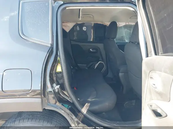 ZACCJABT1GPE29076 2016 JEEP RENEGADE - Image 8