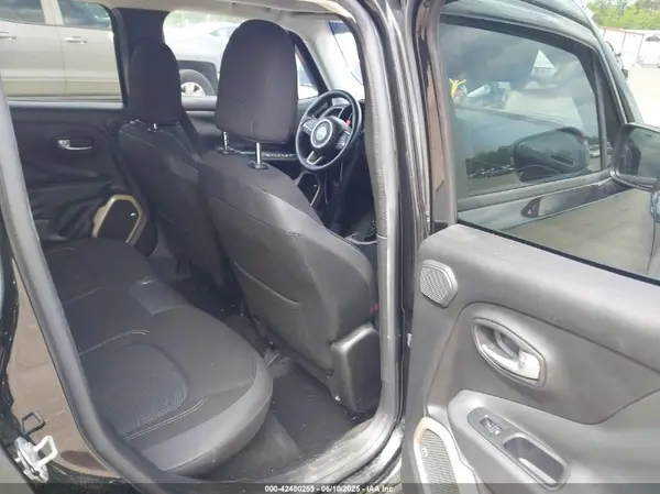 ZACCJABT2GPD06418 2016 JEEP RENEGADE - Image 8