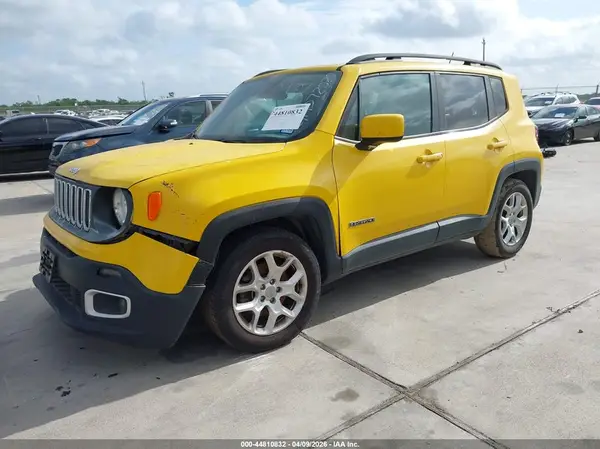 ZACCJABT2GPD72029 2016 JEEP RENEGADE - Image 2