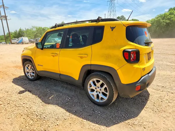 ZACCJABT2GPD91664 2016 JEEP RENEGADE - Image 2