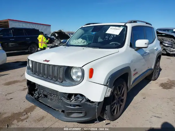 ZACCJABT2GPD95973 2016 JEEP RENEGADE - Image 2