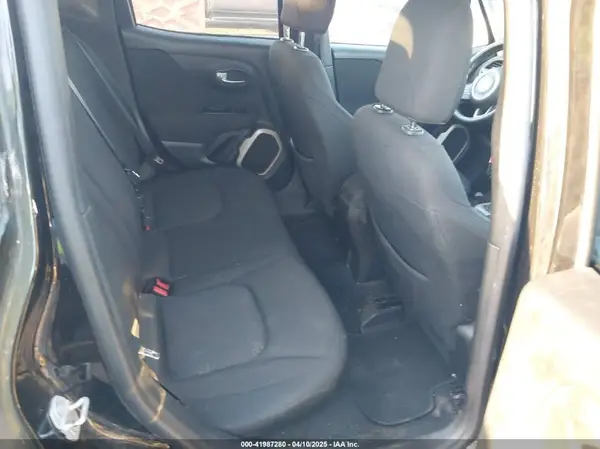 ZACCJABT2GPE28261 2016 JEEP RENEGADE - Image 8