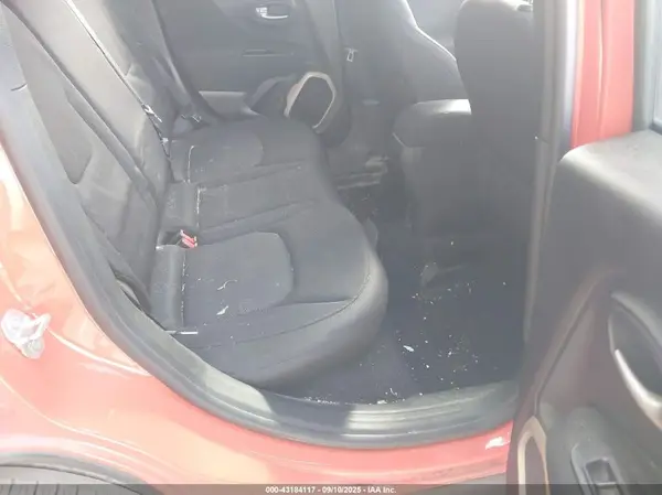 ZACCJABT2GPE33167 2016 JEEP RENEGADE - Image 8