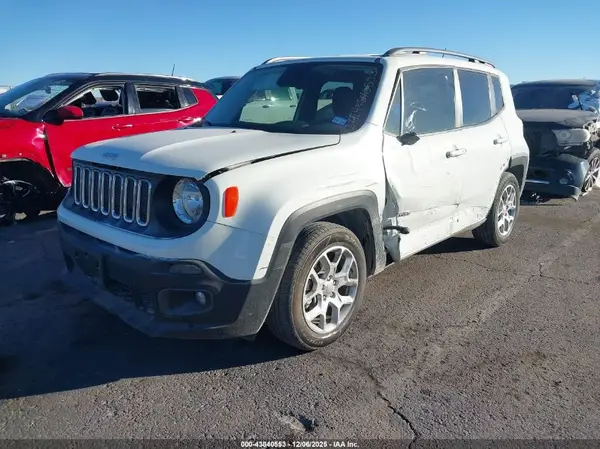 ZACCJABT2GPE35131 2016 JEEP RENEGADE - Image 2