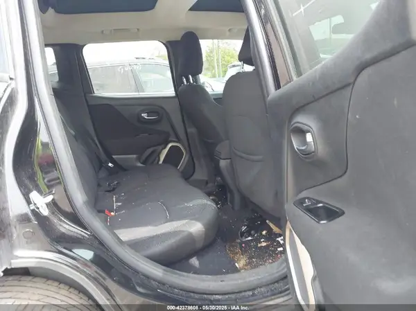 ZACCJABT3GPC57861 2016 JEEP RENEGADE - Image 8