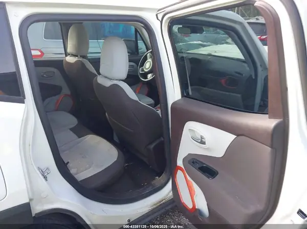 ZACCJABT3GPD59743 2016 JEEP RENEGADE - Image 8