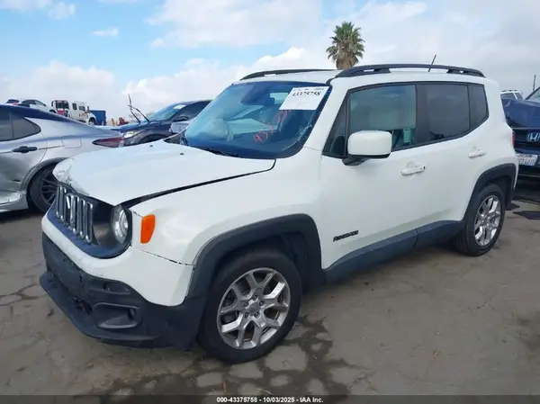 ZACCJABT3GPD75425 2016 JEEP RENEGADE - Image 2