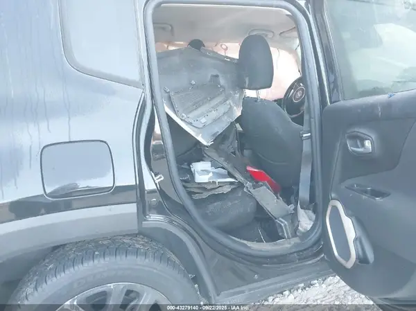 ZACCJABT3GPD75621 2016 JEEP RENEGADE - Image 8