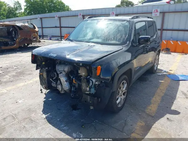 ZACCJABT3GPD84934 2016 JEEP RENEGADE - Image 2