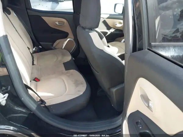 ZACCJABT4GPC95440 2016 JEEP RENEGADE - Image 8