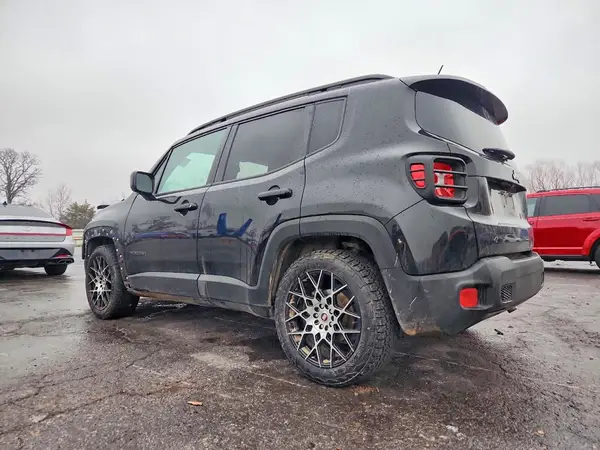 ZACCJABT4GPD07893 2016 JEEP RENEGADE - Image 2