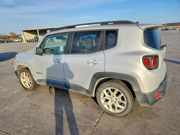ZACCJABT4GPD59900 2016 JEEP RENEGADE - Image 2