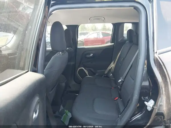 ZACCJABT4GPE18699 2016 JEEP RENEGADE - Image 8