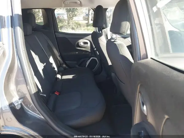 ZACCJABT4GPE34899 2016 JEEP RENEGADE - Image 8