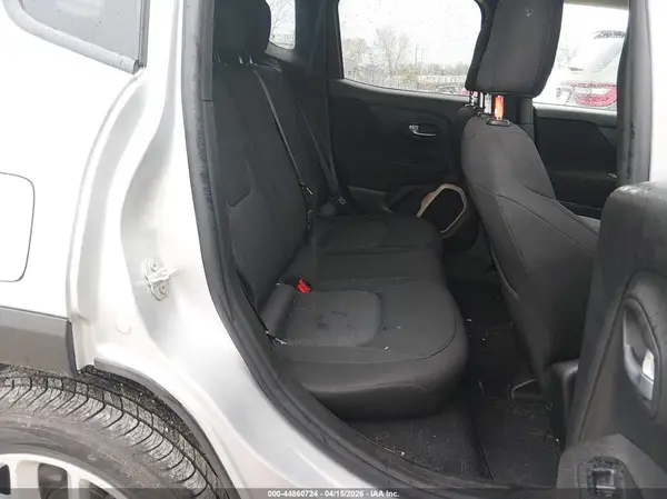 ZACCJABT4GPE39018 2016 JEEP RENEGADE - Image 8