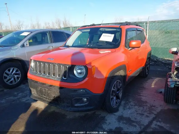 ZACCJABT5GPD33323 2016 JEEP RENEGADE - Image 2